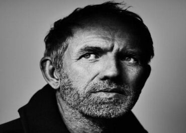 ANTON CORBIJN - REALIZADOR DE VIDEOS MUSICALES